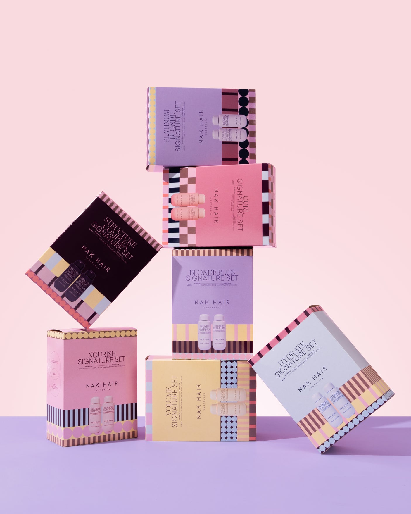 Signature Holiday Structure Complex Duo